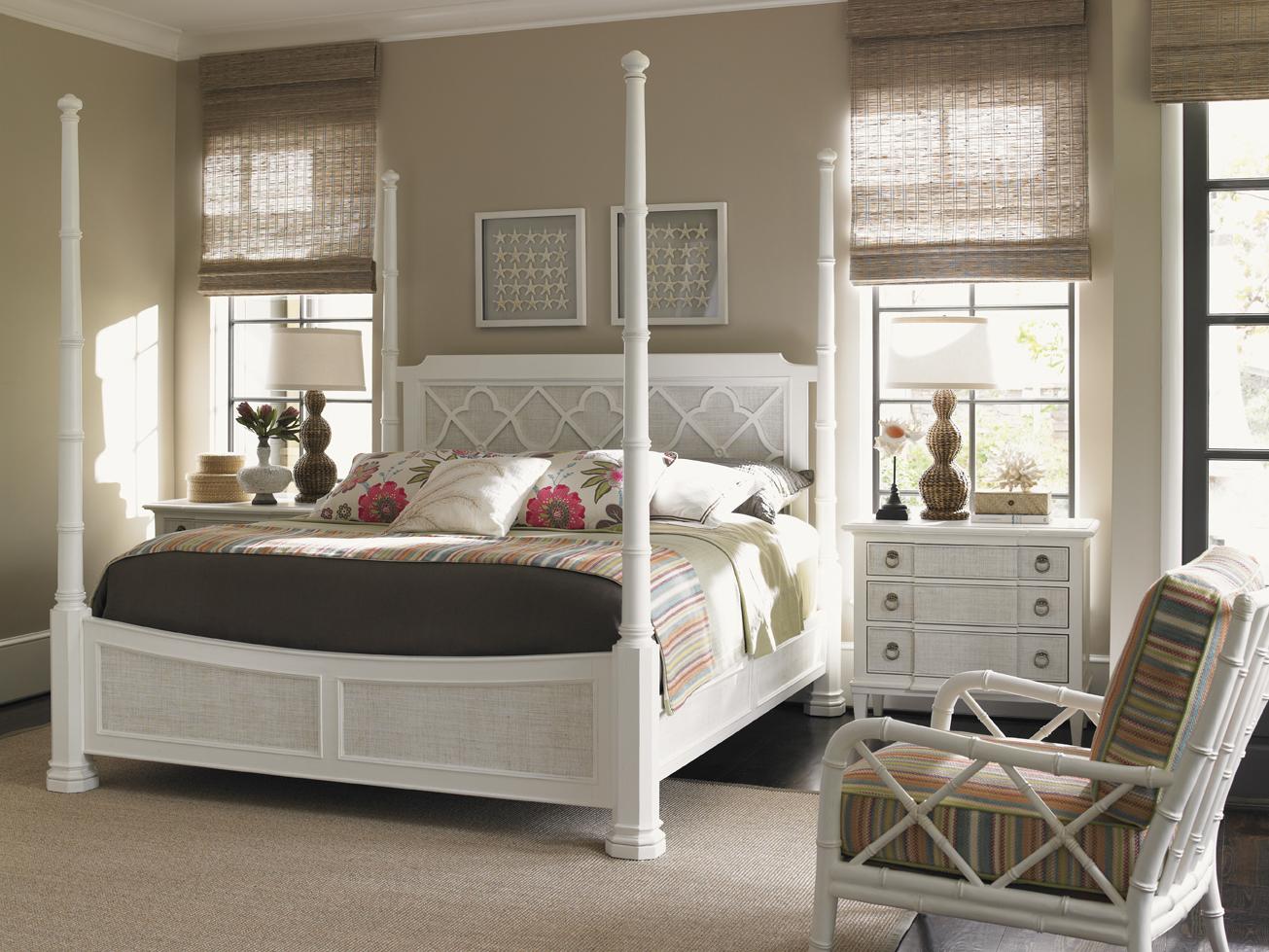 Tommy Bahama Home Ivory Key 543173C Queen Southampton Poster Bed with